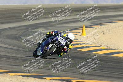 media/Nov-16-2024-CVMA (Sat) [[0e4bb1f32f]]/Race 8-Supersport Middleweight/